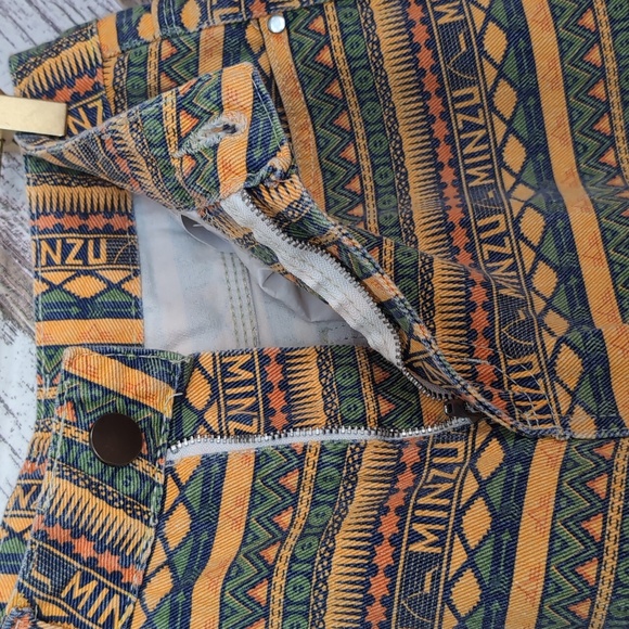 Multicolor Patterned Jeans - Picture 5 of 10